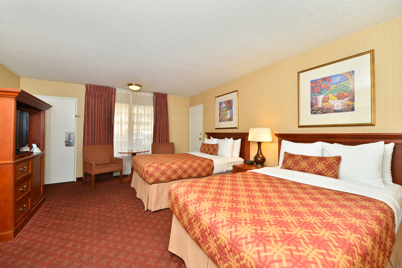 Best Western Plus - Anaheim, CA