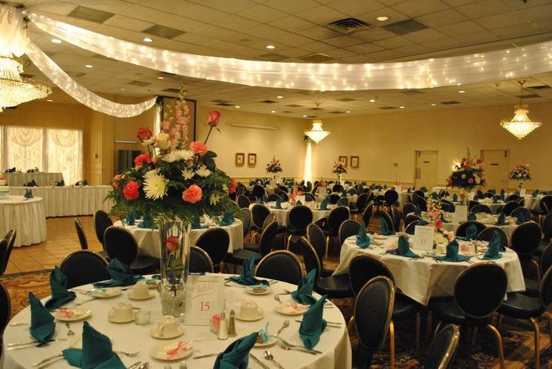 Park Inn By Radisson, Sharon, PA - West Middlesex, PA