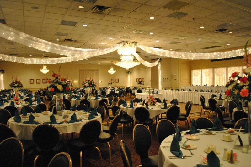 Park Inn By Radisson, Sharon, PA - West Middlesex, PA