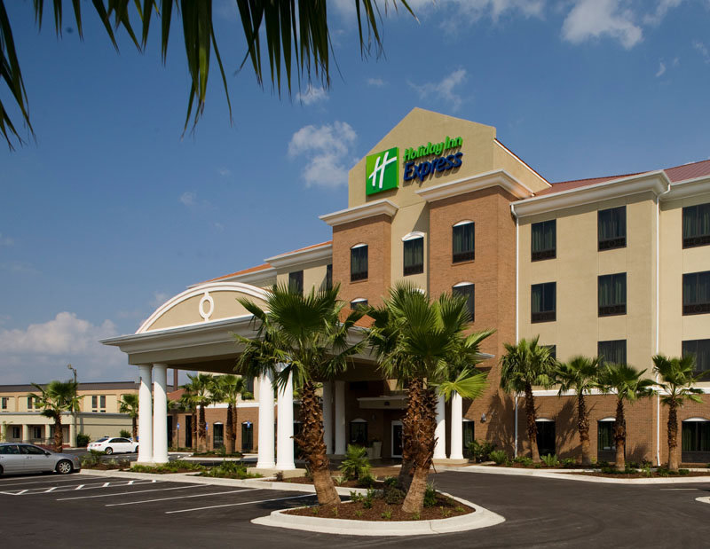 Holiday Inn Express & Suites WAYCROSS - Waycross, GA