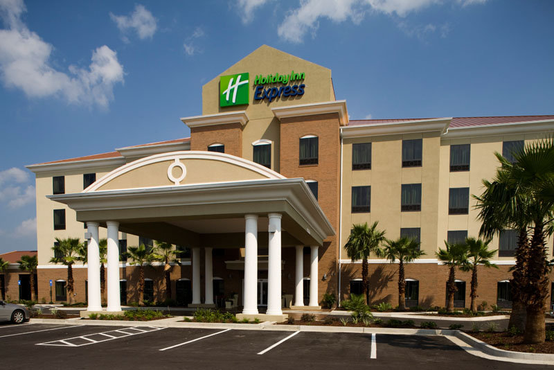 Holiday Inn Express & Suites WAYCROSS - Waycross, GA
