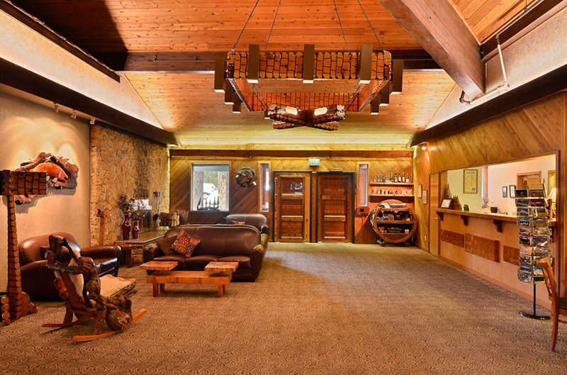 Best Western Plus Tree House - Mount Shasta, CA