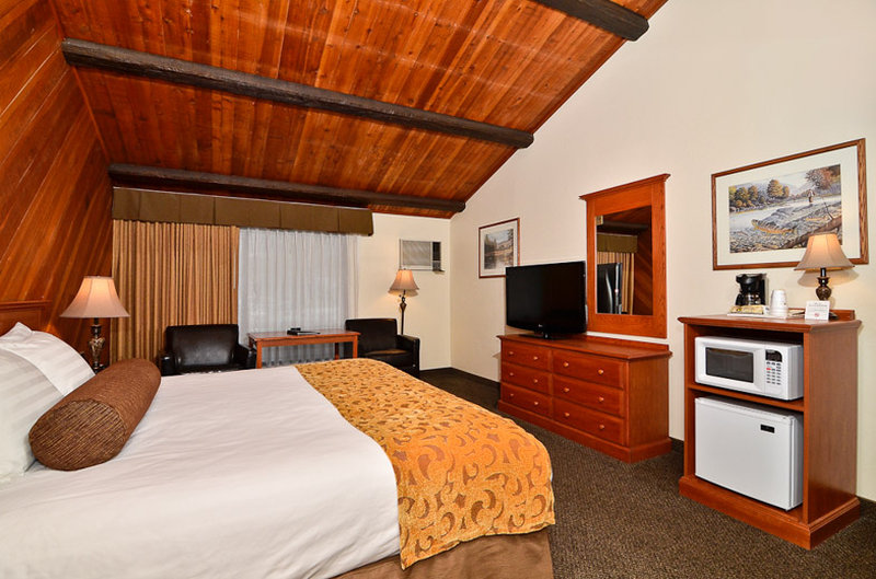 Best Western Plus Tree House - Mount Shasta, CA