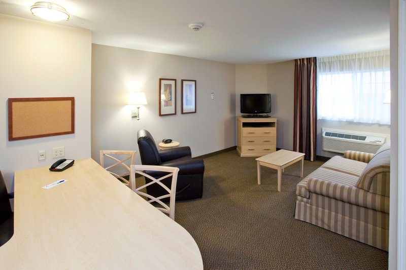 Candlewood Suites MINOT - Donnybrook, ND