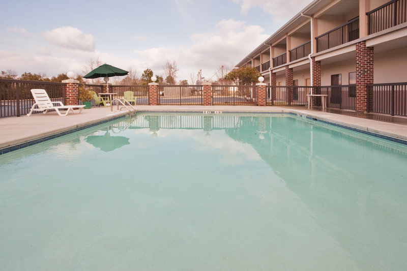 Holiday Inn Express PLYMOUTH - Kelford, NC