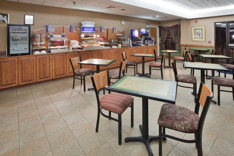 Holiday Inn Express PLYMOUTH - Kelford, NC