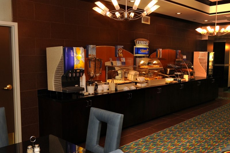 Holiday Inn Express & Suites STROUDSBURG-POCONOS - Stroudsburg, PA