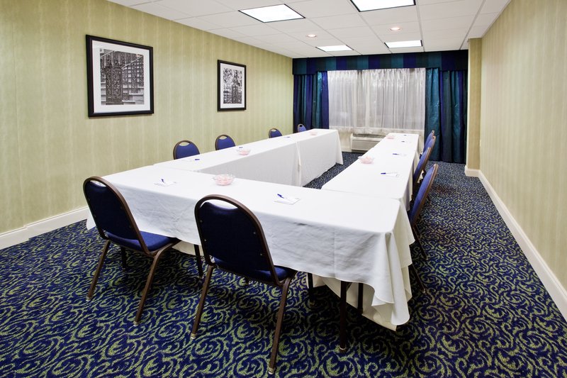 Holiday Inn Express ATLANTA-KENNESAW - Woodstock, GA