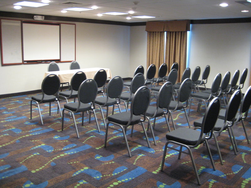 Holiday Inn Express & Suites BASTROP - Bastrop, TX
