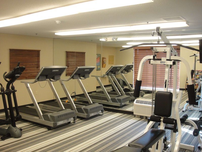 Candlewood Suites CHICAGO/NAPERVILLE - Warrenville, IL