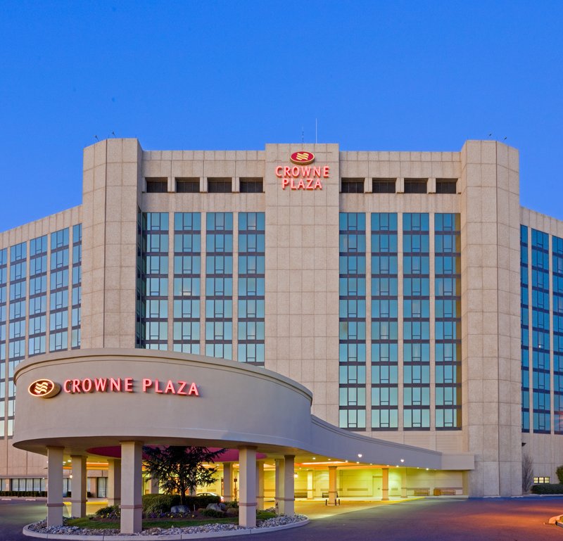 Crowne Plaza Philadelphia-Cherry Hill - Cherry Hill, NJ