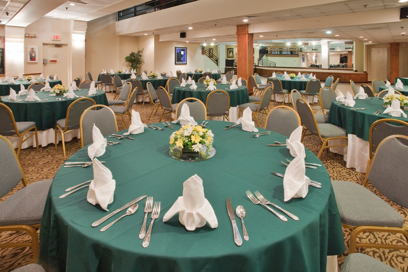 Crowne Plaza-VA Beach Town Ctr - Virginia Beach, VA