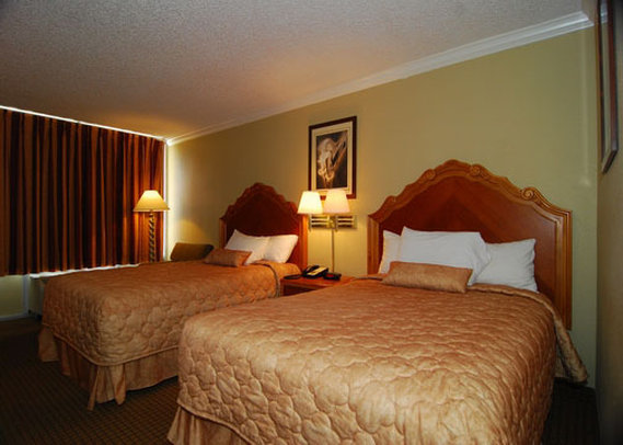 Econo Lodge - Conroe, TX