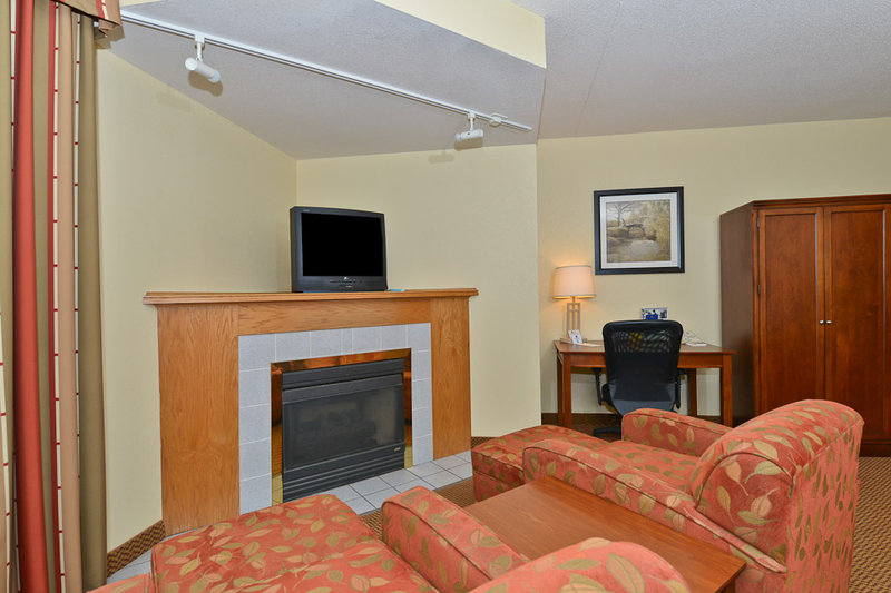 Ramada By Wyndham Platte City KCI Airport - Platte City, MO