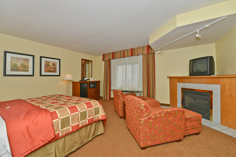 Ramada By Wyndham Platte City KCI Airport - Platte City, MO