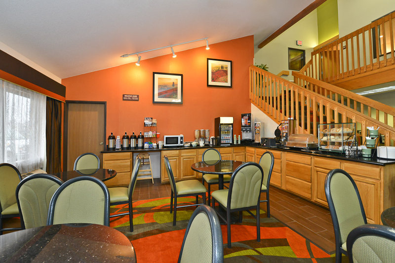 Ramada By Wyndham Platte City KCI Airport - Platte City, MO