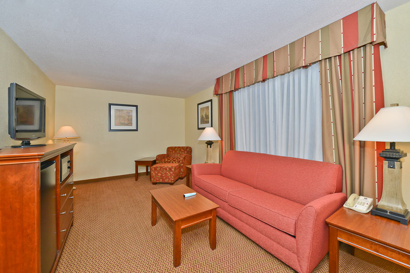 Ramada By Wyndham Platte City KCI Airport - Platte City, MO
