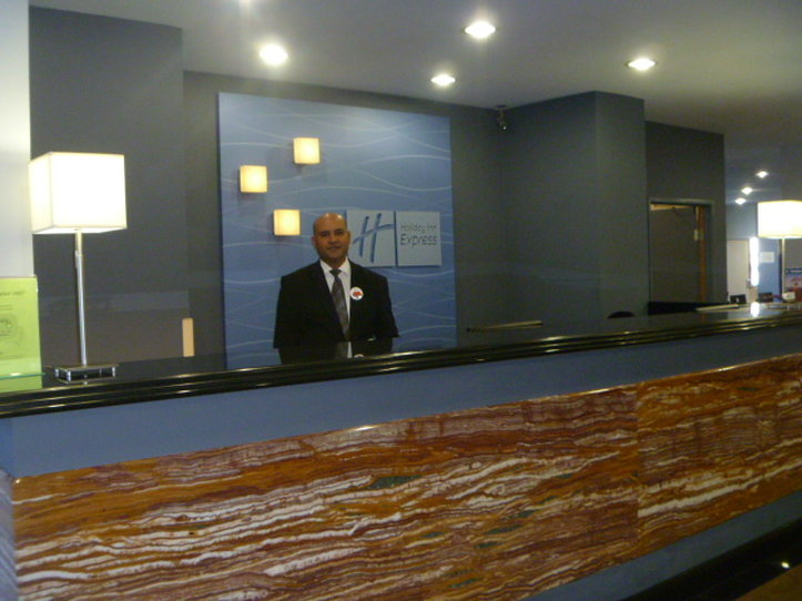 Holiday Inn Express VAN NUYS - Van Nuys, CA