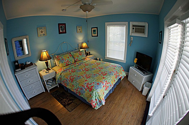Seascape Tropical Inn - Key West, FL