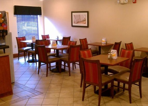 Comfort Inn - Clarksville, TN