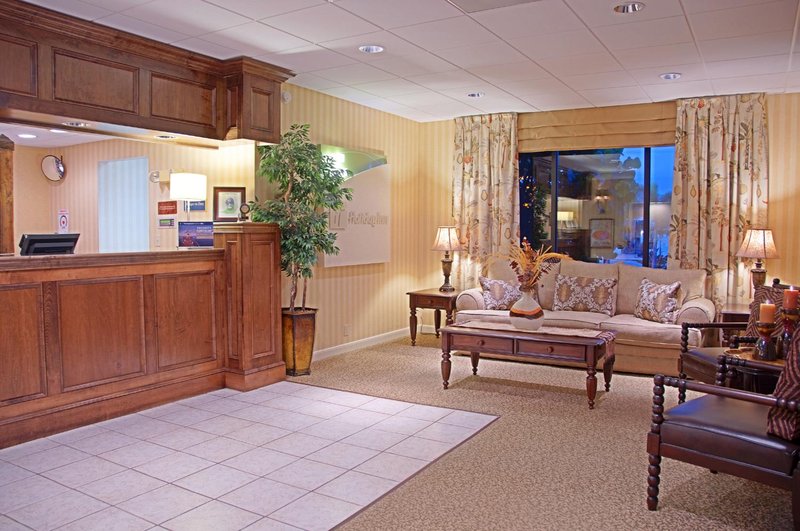 Holiday Inn Hotel & Suites VERO BEACH-OCEANSIDE - Sebastian, FL