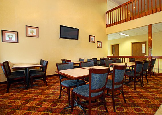 Comfort Suites Buffalo