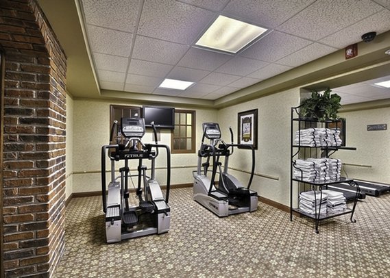 Clarion Hotel & Conference Center - Columbus, IN