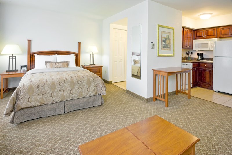 Staybridge Suites PHILADELPHIA-MT. LAUREL - Mount Laurel, NJ