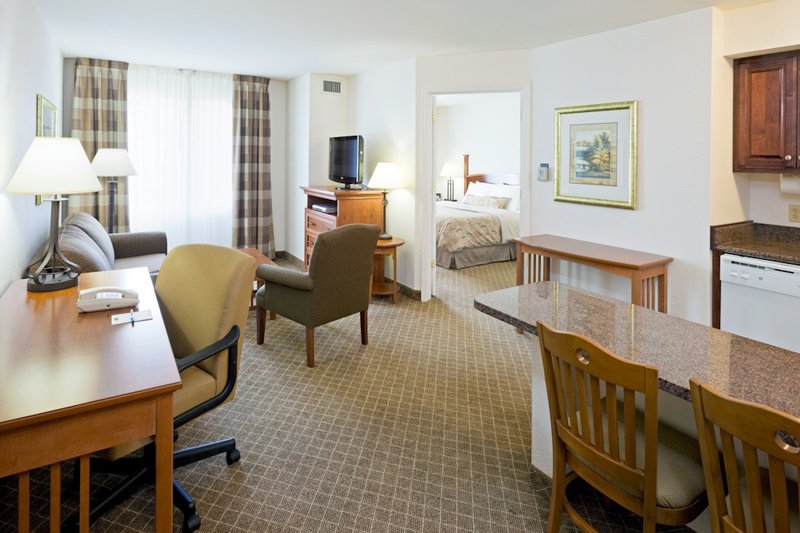 Staybridge Suites PHILADELPHIA-MT. LAUREL - Mount Laurel, NJ