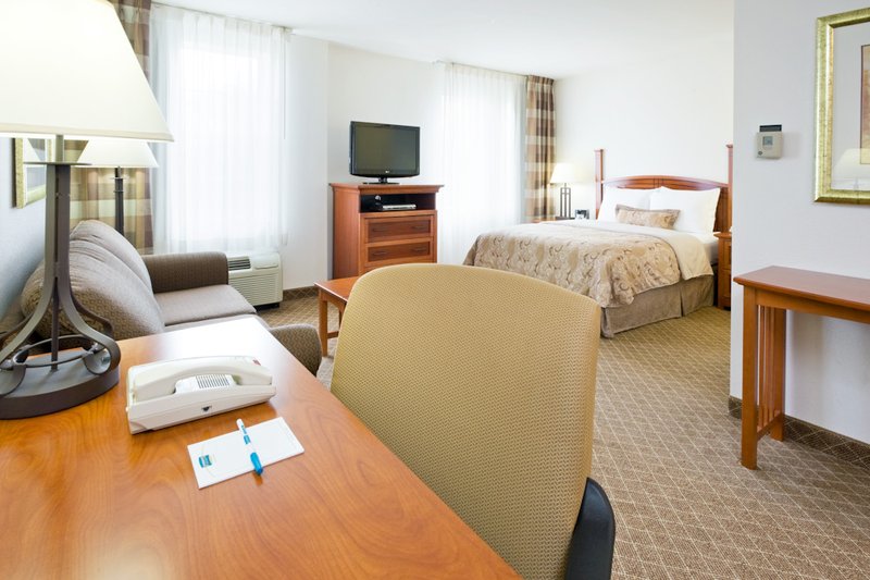 Staybridge Suites PHILADELPHIA-MT. LAUREL - Mount Laurel, NJ