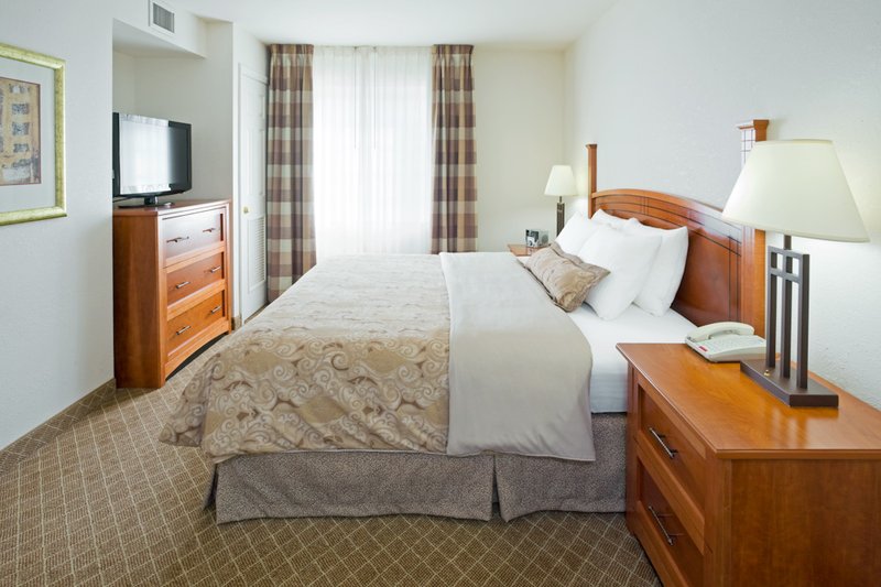 Staybridge Suites PHILADELPHIA-MT. LAUREL - Mount Laurel, NJ