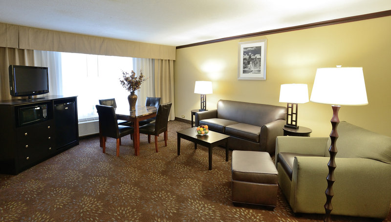 Holiday Inn CHICAGO OAKBROOK - Villa Park, IL