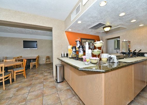 Red Cliffs Inn - Washington, UT