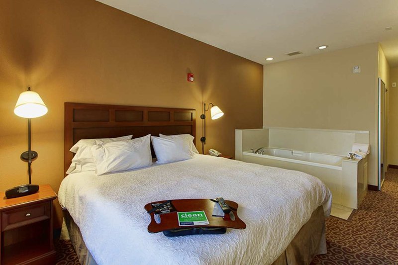 Hampton Inn & Suites Fremont - Fremont, OH