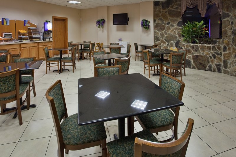 Holiday Inn Express JACKSONVILLE - Jacksonville, NC