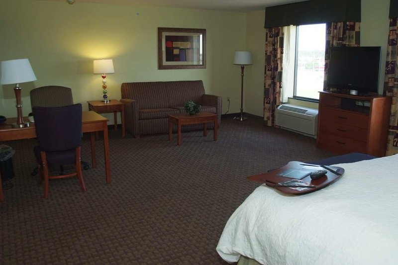 Hampton Inn - Macomb, IL