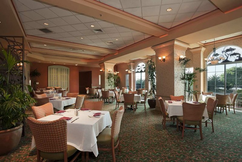 Embassy Suites Monterey Bay i??i??i?? Seaside - Seaside, CA