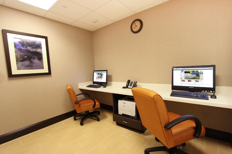 Hampton Inn & Suites Ocala - Ocala, FL
