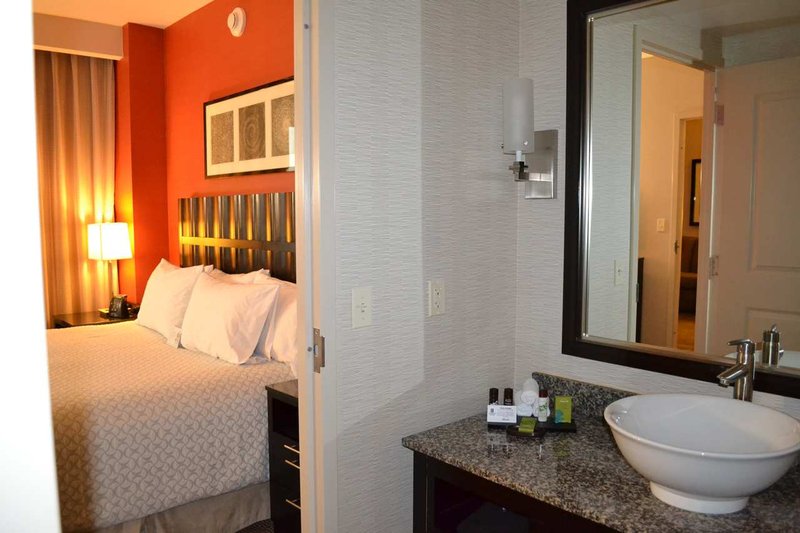 Embassy Suites By Hilton Palmdale - Palmdale, CA