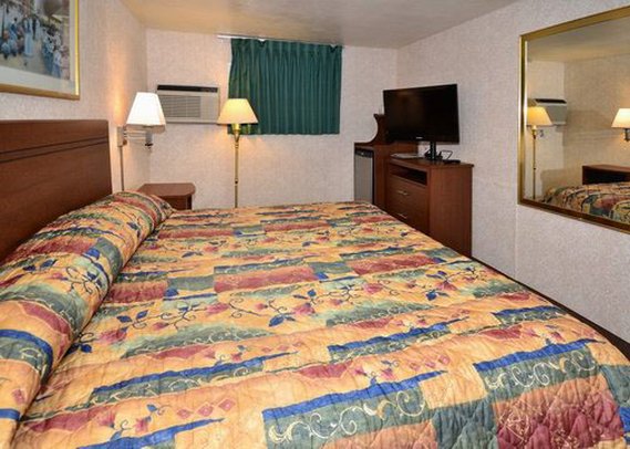 Econo Lodge - Bellefonte, PA