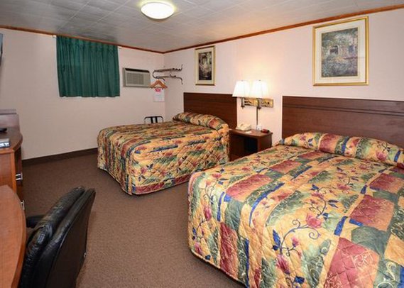 Econo Lodge - Bellefonte, PA