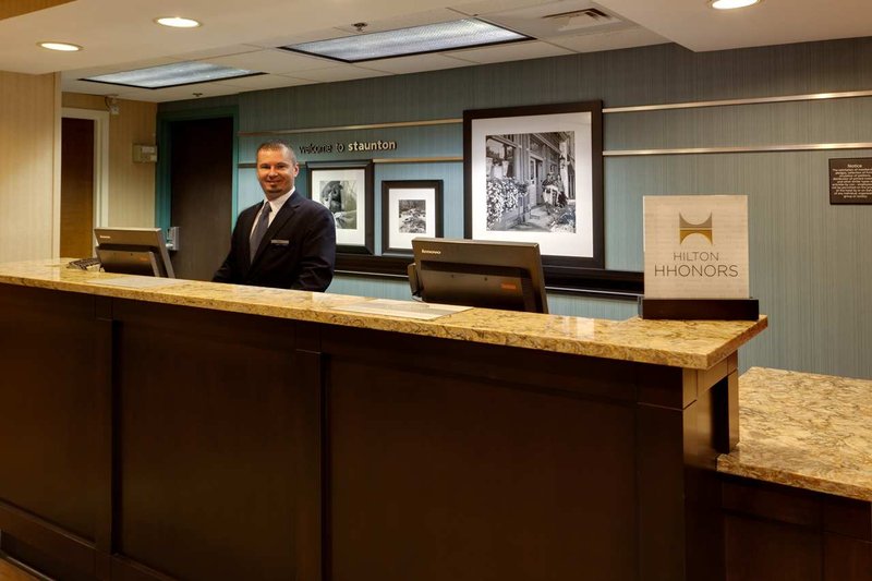 Hampton Inn Staunton - Staunton, VA