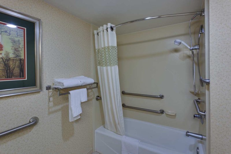 Hampton Inn Staunton - Staunton, VA