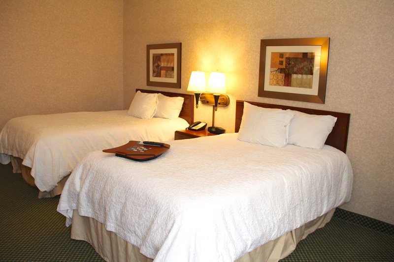 Hampton Inn & Suites Sandusky/Milan - Milan, OH