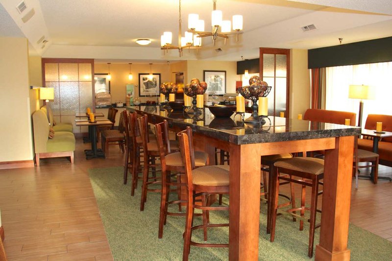 Hampton Inn & Suites Sandusky/Milan - Milan, OH