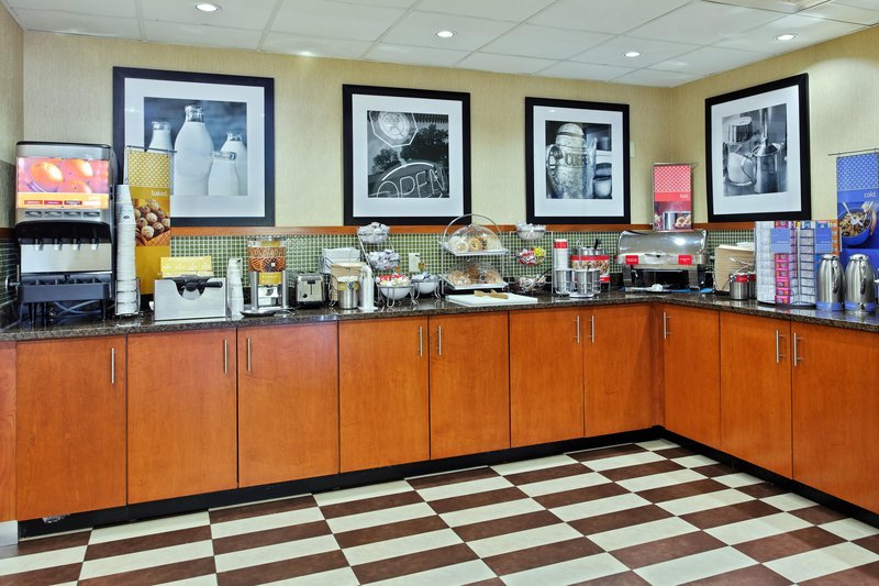 Hampton Inn St. Louis/Westport - Maryland Heights, MO