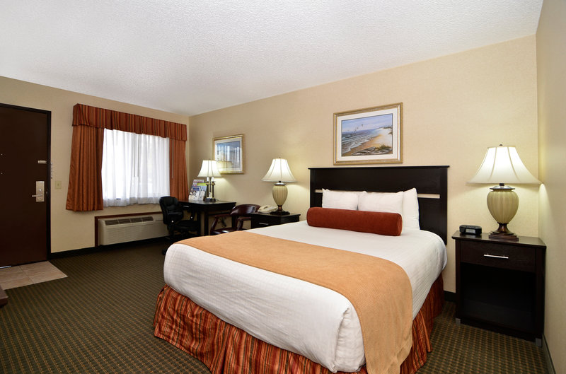 Best Western Plus-Landmark Inn - Lincoln City, OR