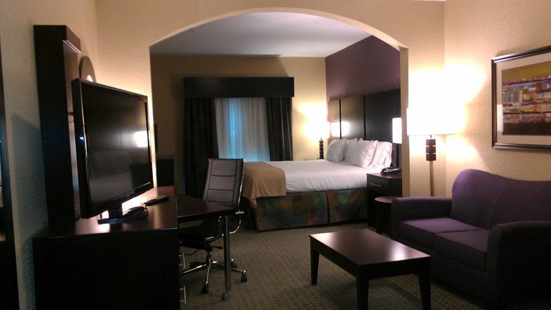 Holiday Inn Express & Suites BATON ROUGE NORTH - Zachary, LA