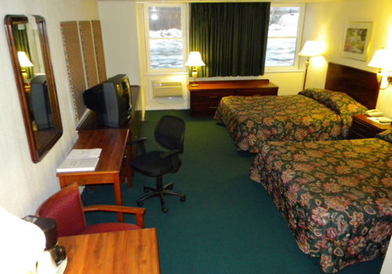 Baxter Park Inn Millinocket - Millinocket, ME