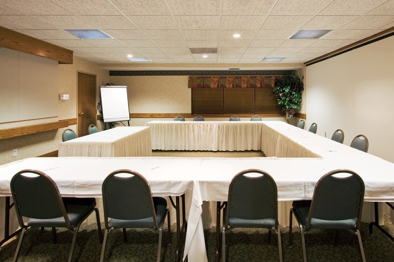 Country Inn & Suites By Radisson Mishawaka In - Mishawaka, IN